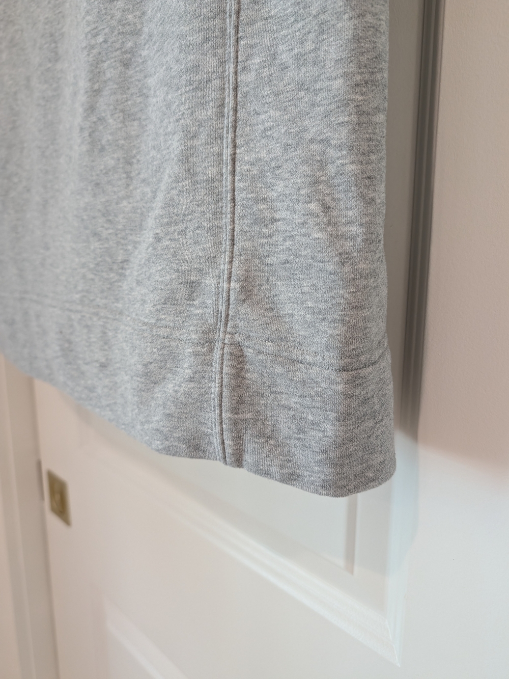 Vuori Grey Sleeveless Sweatshirt V-Neck Dress Size M - Picture 9 of 9